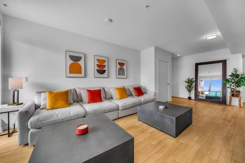 Appartamento Modern & Chic In Heart Of Downtown Santa Monica